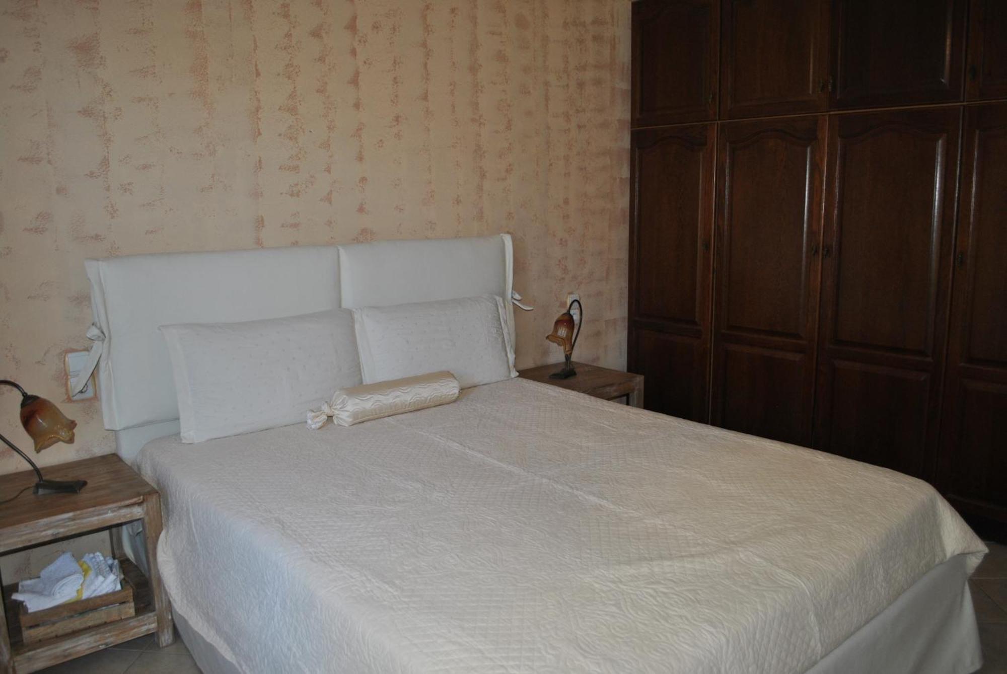 דירות פארגה Amaryllis House מראה חיצוני תמונה